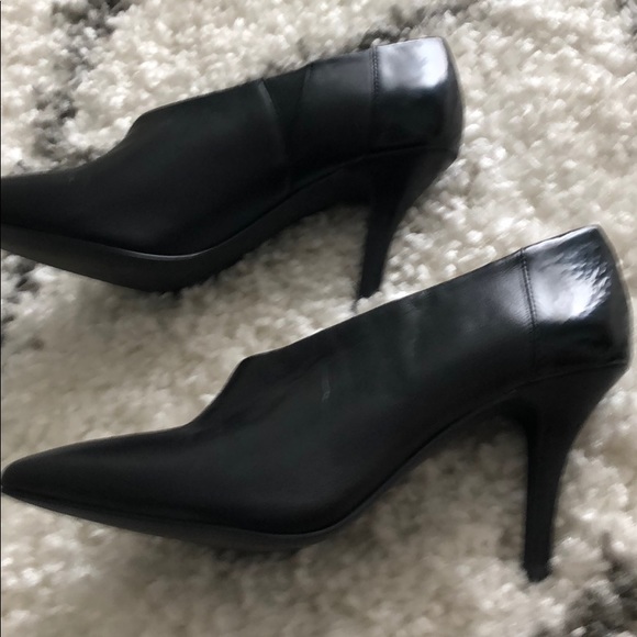 Booties - Picture 3 of 4